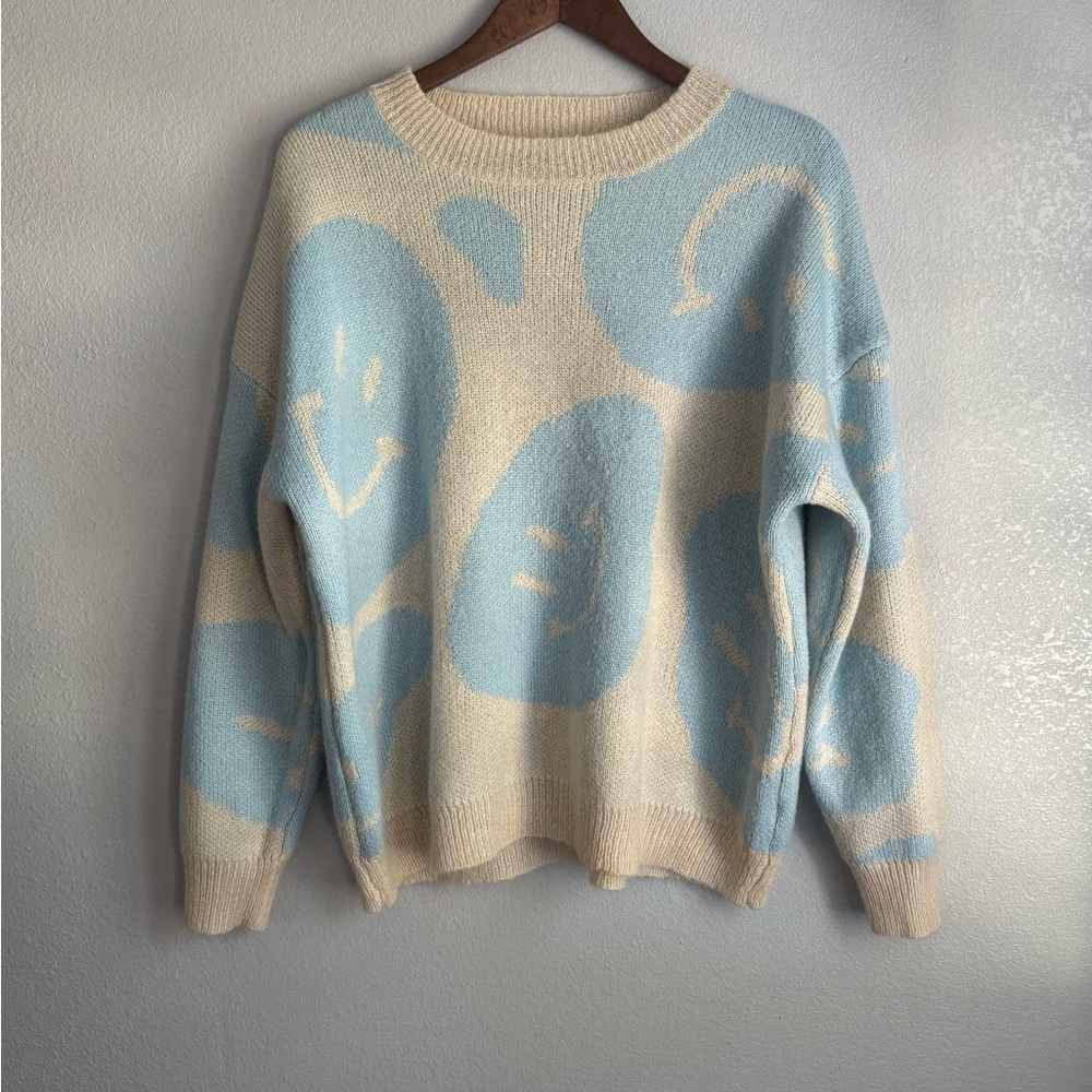 Altar'd State Women’s Cream and Blue Smiley Face Sweater Size Small - Picture 1 of 6